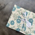 15.beige-fiori turchesi